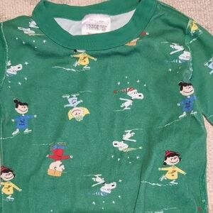 Hanna Andersson Green Pajama Set with Playful Characters